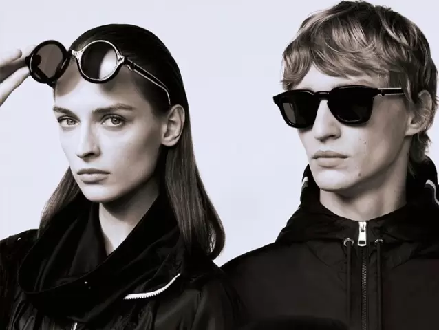 MONCLER ВЫПУСКАЕТ НОВЫЕ ФИРМЕННЫЕ МОДЕЛИ